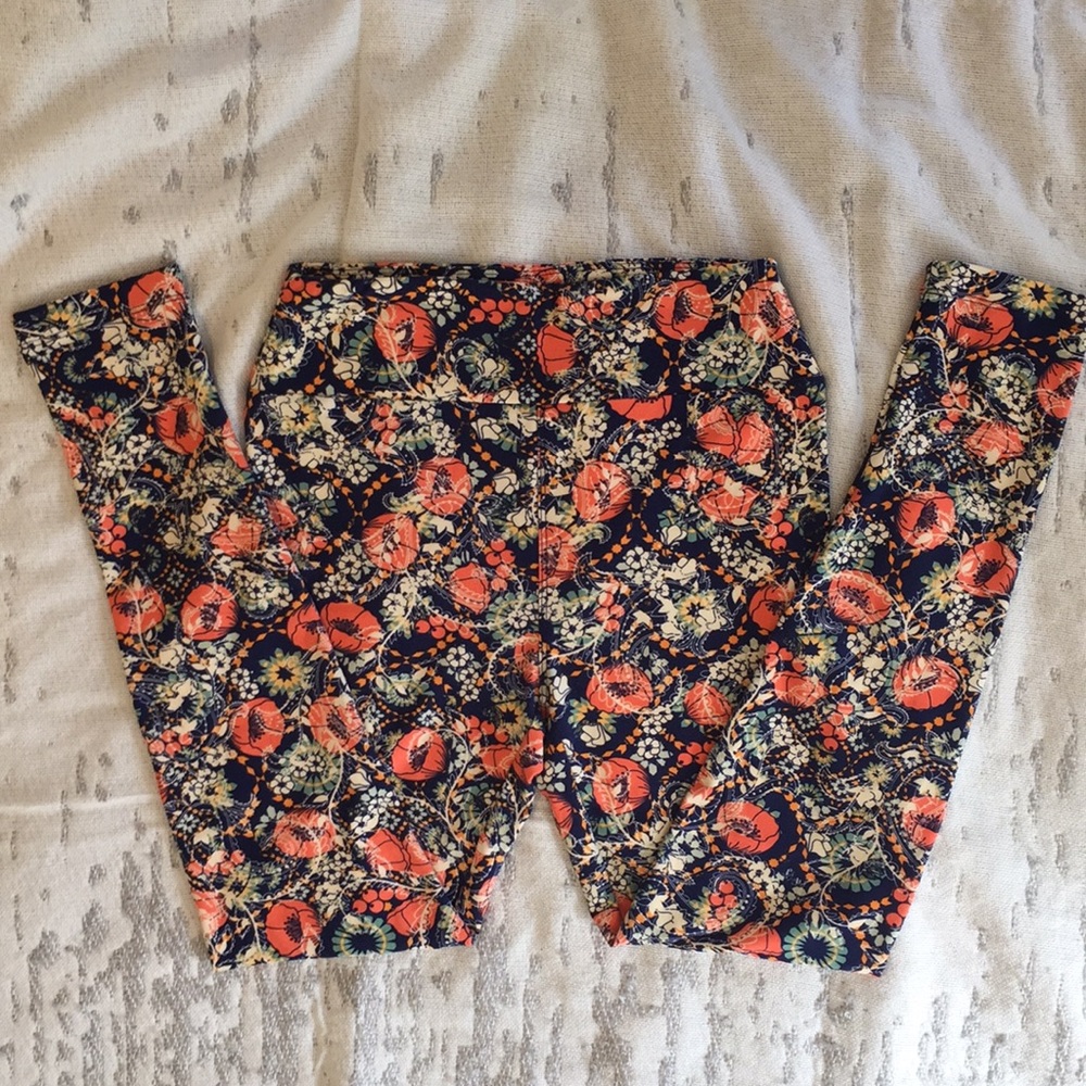 LulaRoe Bundle - Picture 2 of 8